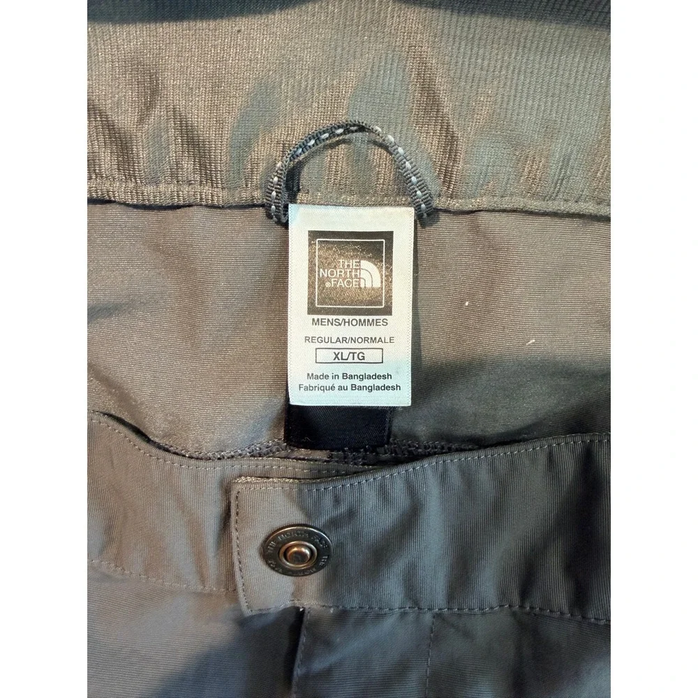 The North Face Mens Gray‎ Nylon Hiking Cargo Shorts Size XL Regular Outdoor